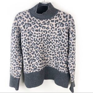 Marled Reunited Clothing- Soft Leopard Turtleneck size: M